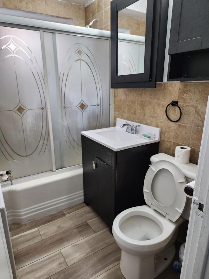 Granville Appartment شيكاغو المظهر الخارجي الصورة